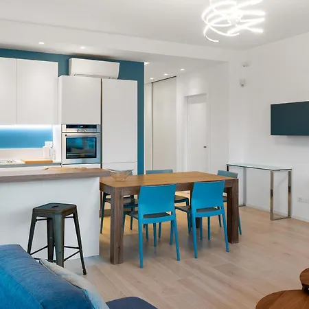 Apartment Luxury Blue Living Pescatore