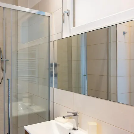 Apartment Luxury Blue Living Pescatore