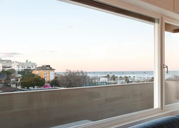 Luxury Blue Living Pescatore شقة