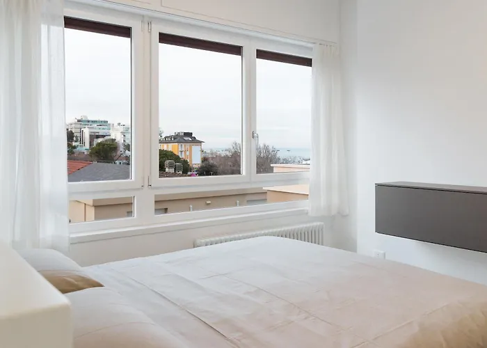 Luxury Blue Living Pescatore